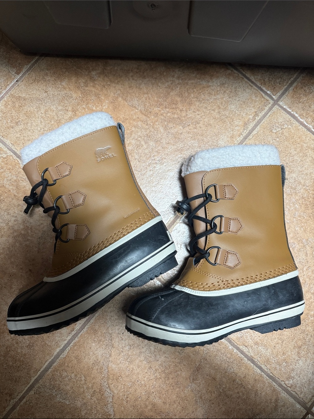 Sorel Kids Tan and Black Snow Boots with White Cuff